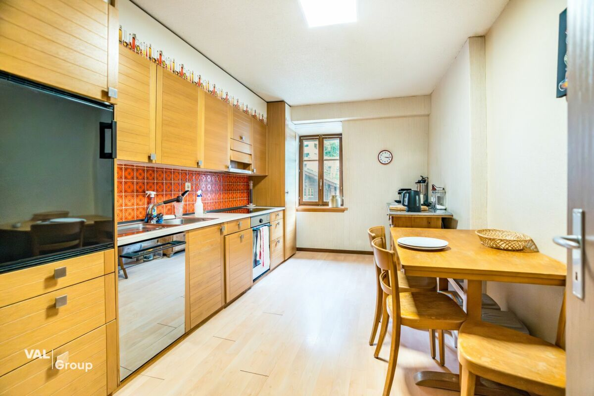Former hotel with exceptional potential, enjoying a dreamlike panoramic location in Lötschental