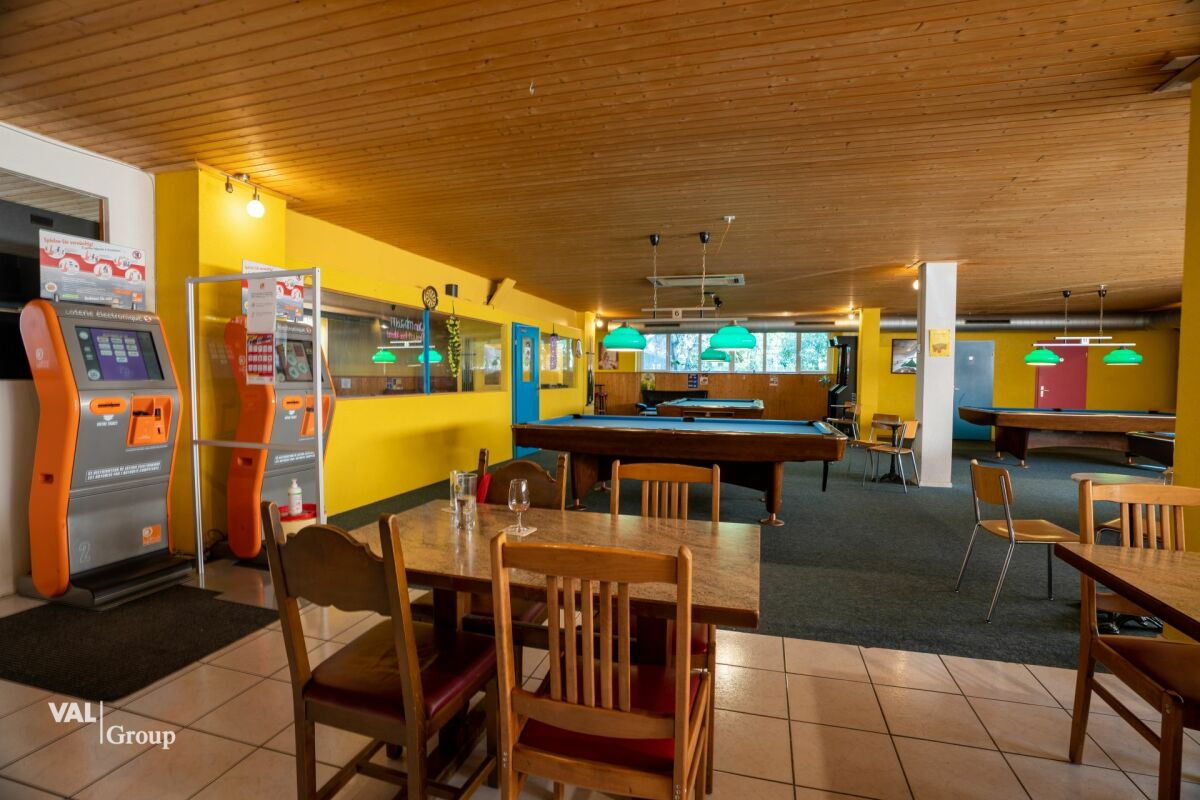 Restaurant à louer, bien situé