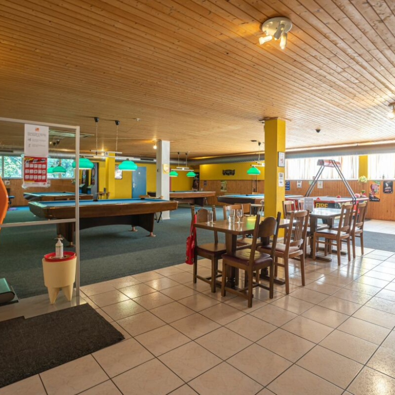 Restaurant for rent, well located