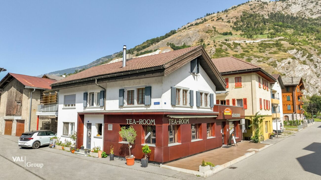 Local commercial plein de charme et offrant un beau potentiel au centre de Raron