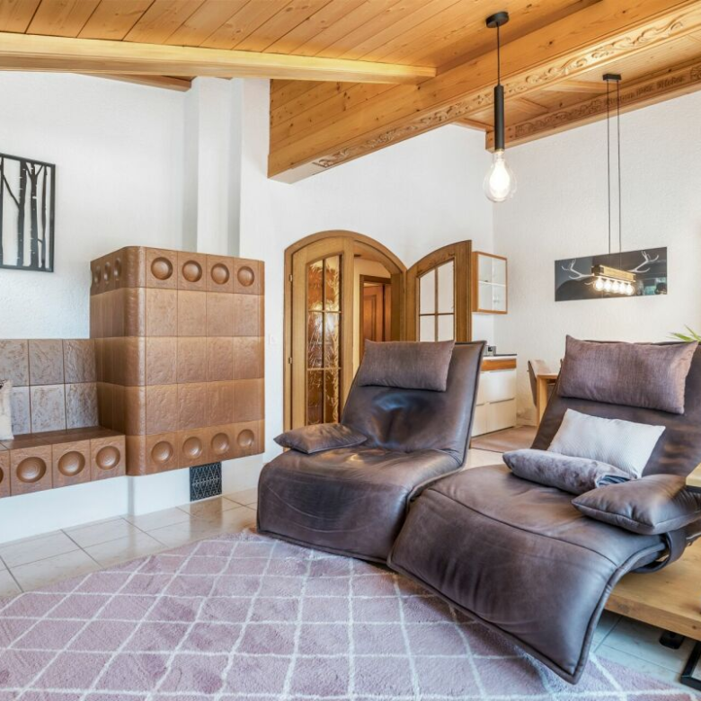 Investment Opportunity in the Heart of the Saas Valley – Hotel or Secondary Residences Authorized in Saas-Grund