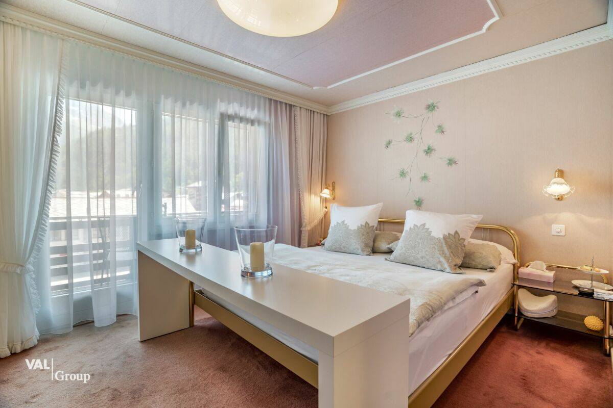 Investment Opportunity in the Heart of the Saas Valley – Hotel or Secondary Residences Authorized in Saas-Grund