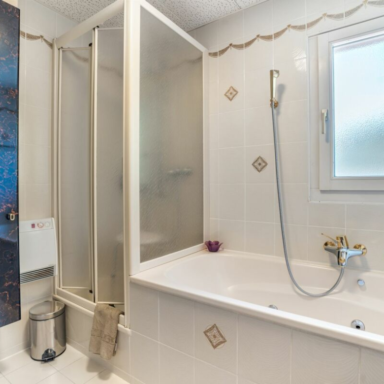 Investment Opportunity in the Heart of the Saas Valley – Hotel or Secondary Residences Authorized in Saas-Grund