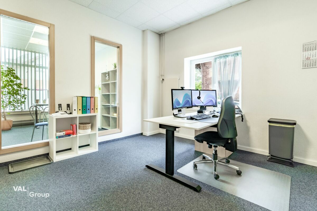 Ein vielseitiges Gewerbelokal im Herzen von Steg: Hier finden Ihre Ideen ihren Platz!