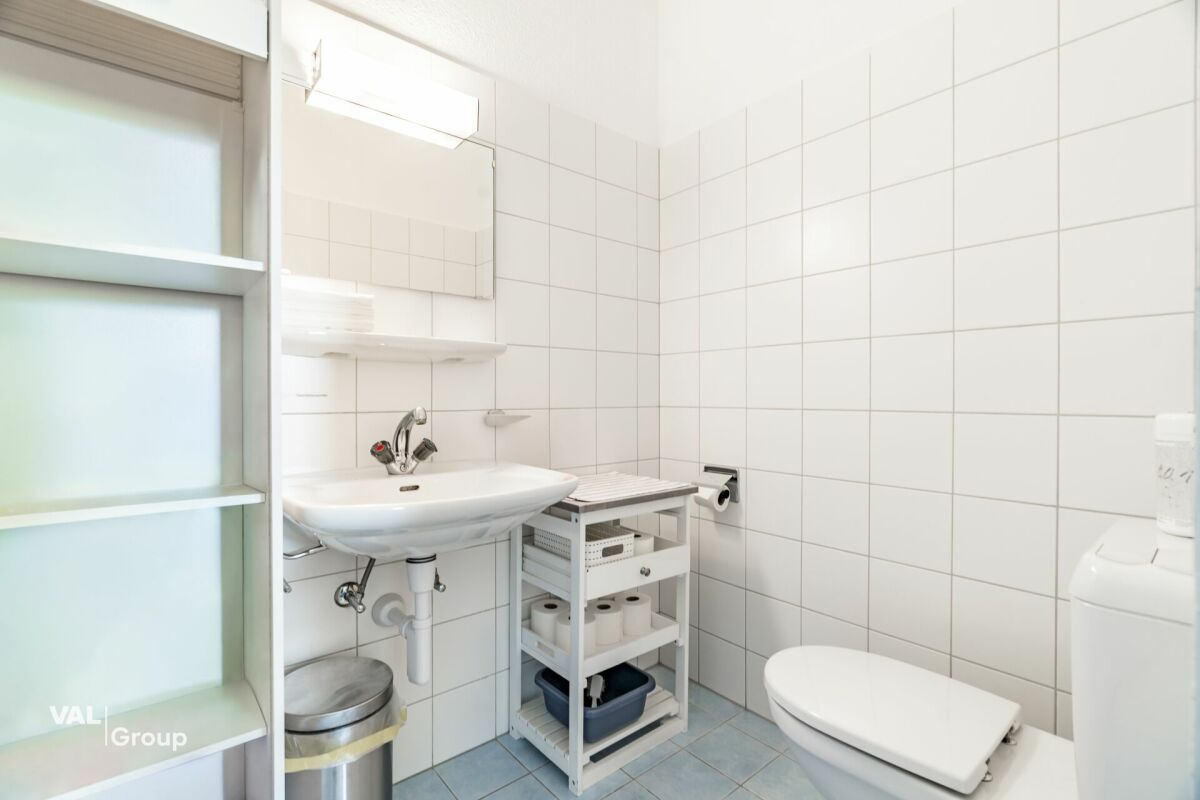Ein vielseitiges Gewerbelokal im Herzen von Steg: Hier finden Ihre Ideen ihren Platz!