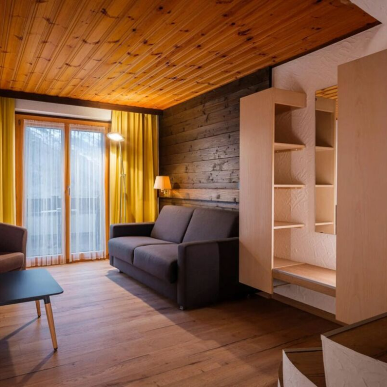 Luxushotel mit Entwicklungsprojekt auf einem Grundstück mit einer Gesamtfläche von 6 000 m²