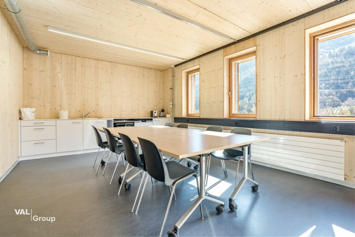 Einzigartiges Industriegebäude - Hochwertige Holzkonstruktion, vielseitige Nutzung