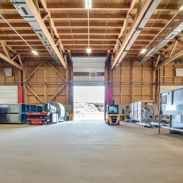 Einzigartiges Industriegebäude - Hochwertige Holzkonstruktion, vielseitige Nutzung
