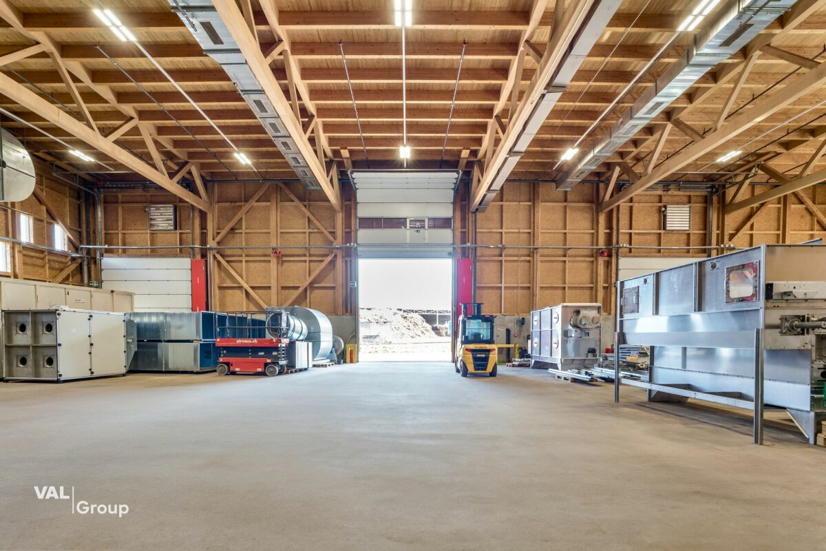 Einzigartiges Industriegebäude - Hochwertige Holzkonstruktion, vielseitige Nutzung