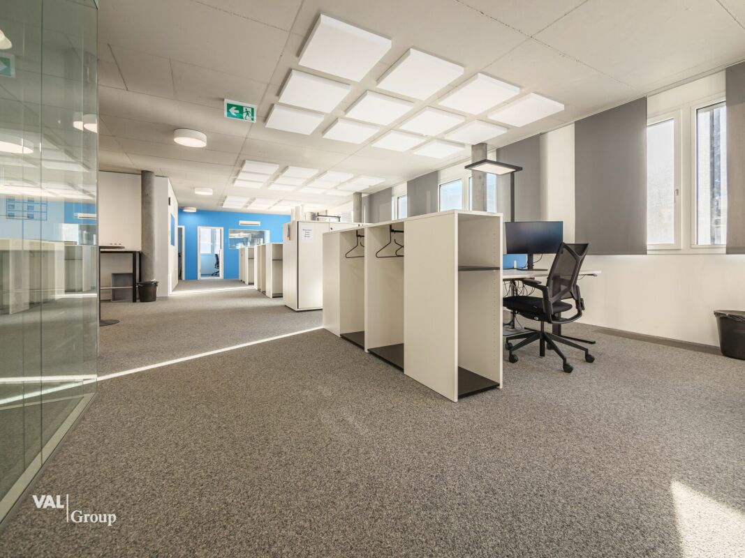 Ultramodern commercial complex in Visp: this is where your success begins!