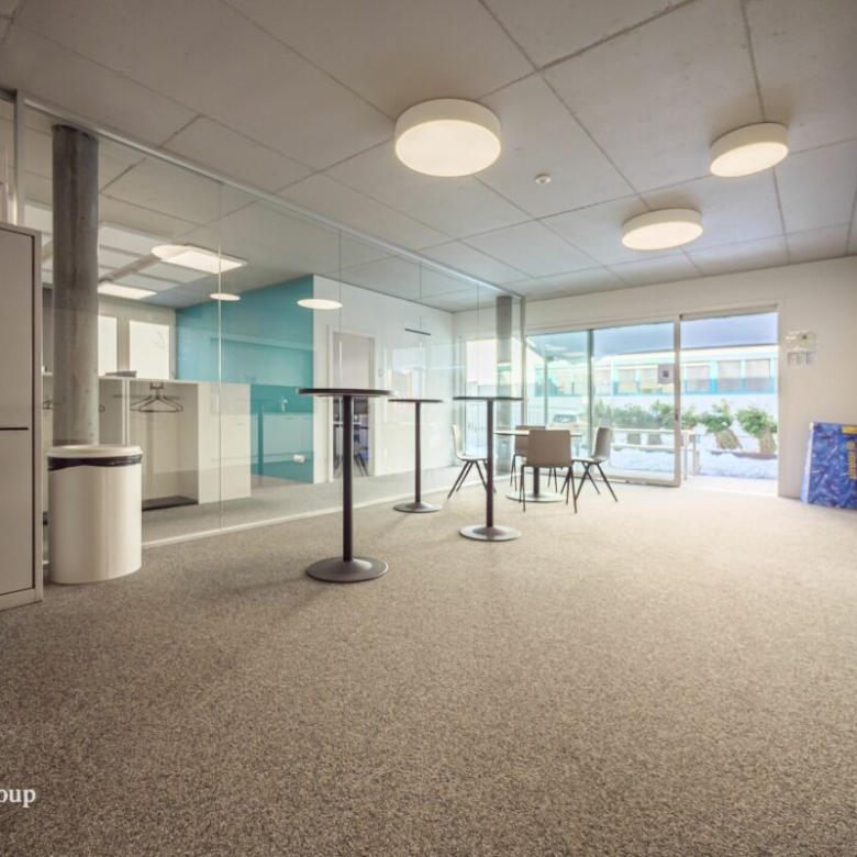 Ultramodern commercial complex in Visp: this is where your success begins!