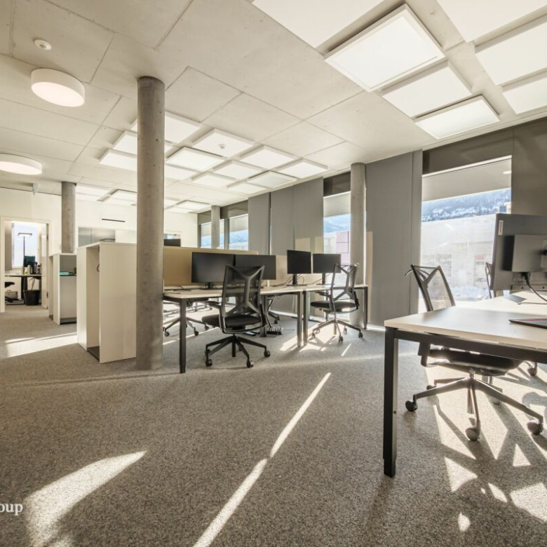 Ultramodern commercial complex in Visp: this is where your success begins!