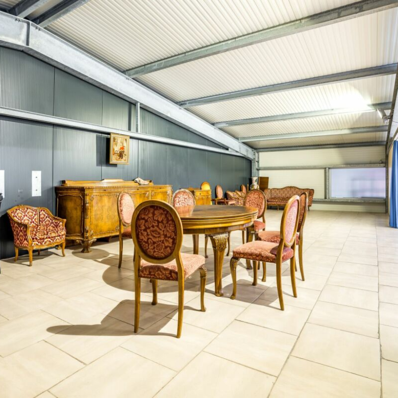 Large warehouse and commercial space ideally located for your business