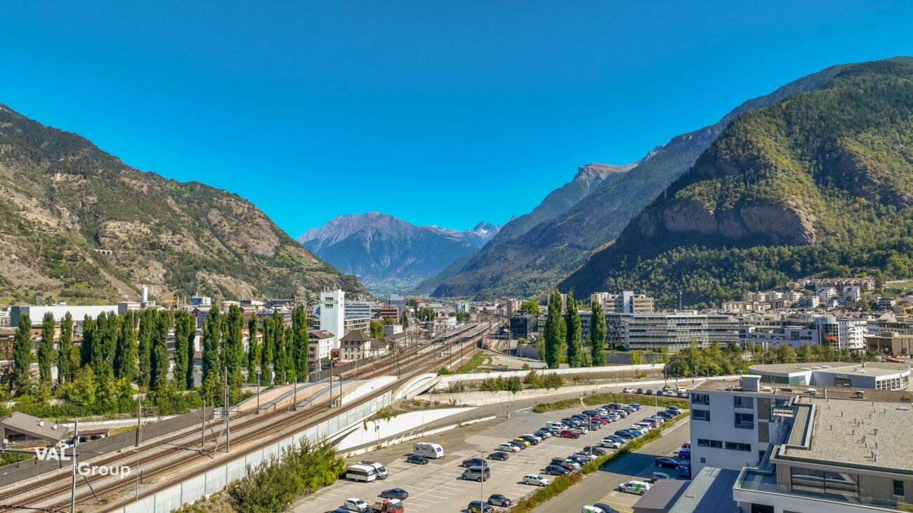 Local commercial polyvalent au cœur de Viège