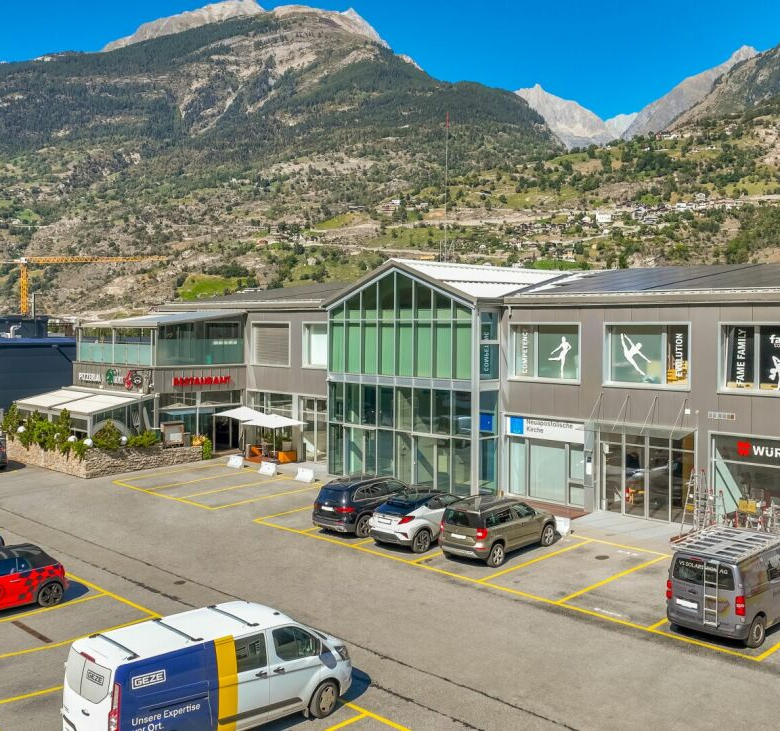 Local commercial polyvalent au cœur de Viège