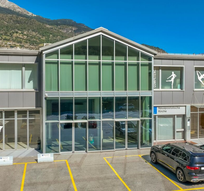 Local commercial polyvalent au cœur de Viège