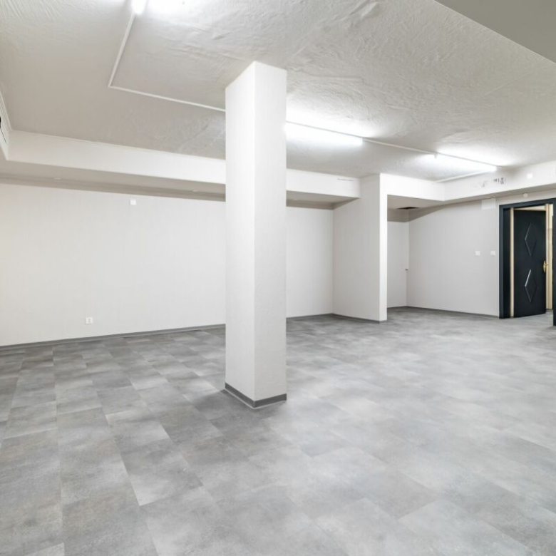 Local commercial idéalement situé au cœur de Viège - polyvalent