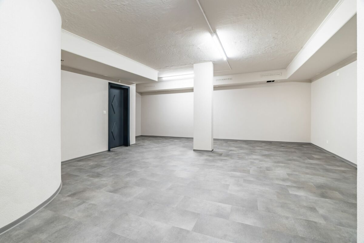 Local commercial idéalement situé au cœur de Viège - polyvalent