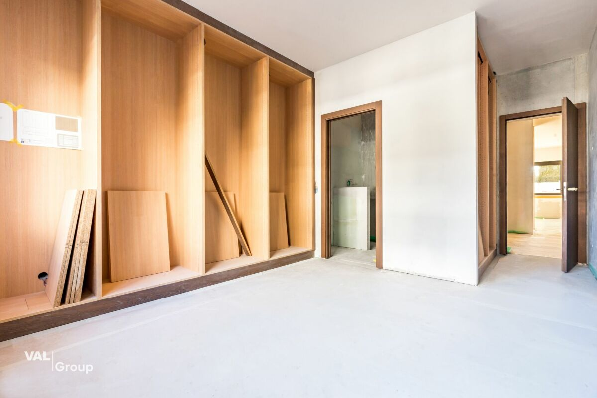 Exceptional Duplex on the Right Bank