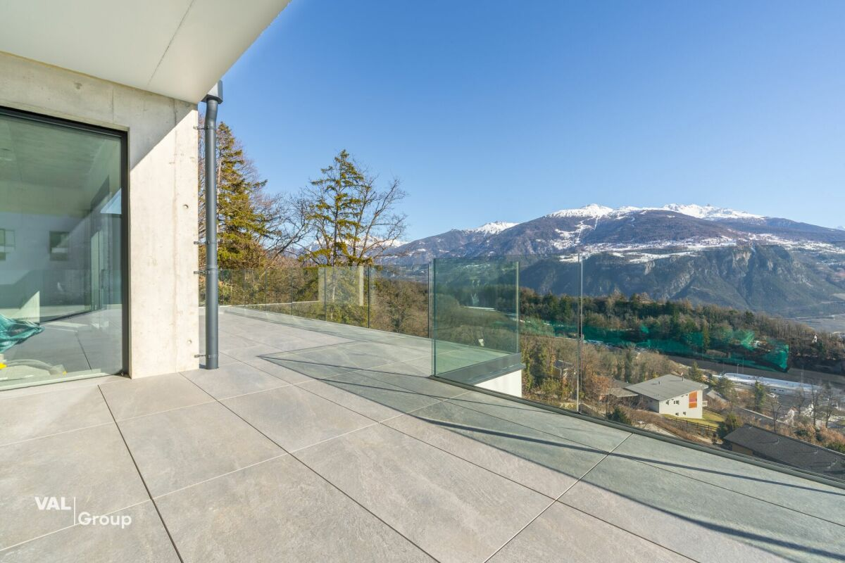Exceptional Duplex on the Right Bank