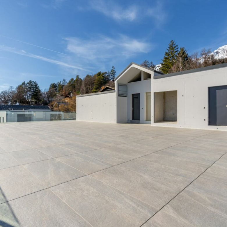 Exceptional Duplex on the Right Bank
