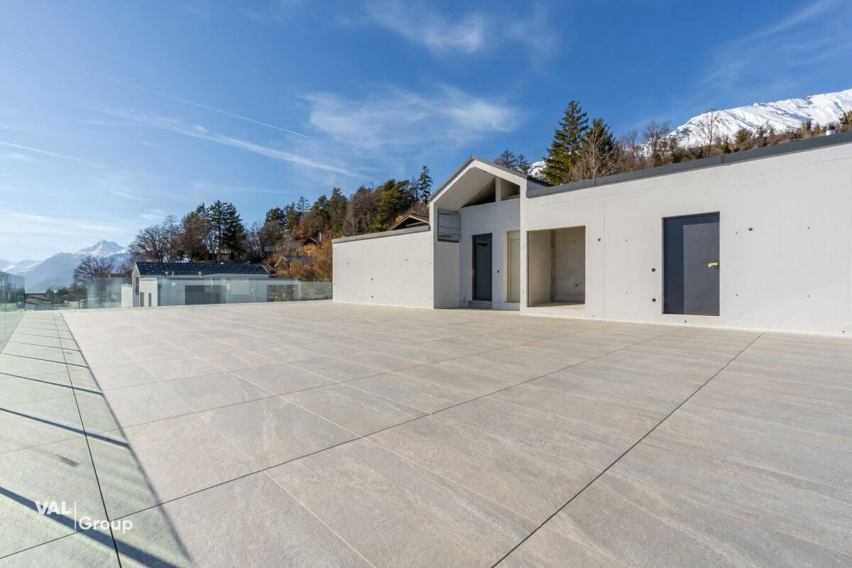 Exceptional Duplex on the Right Bank