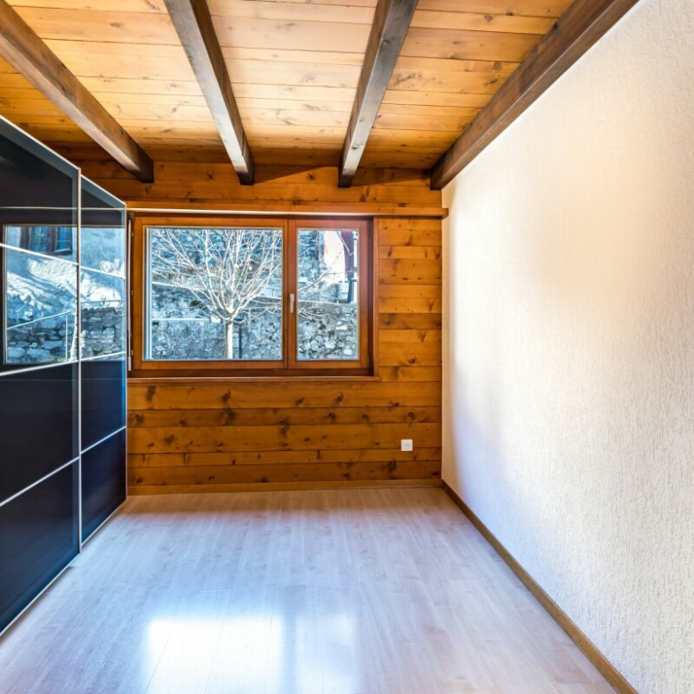 Wie ein Ritter leben: ein Duplex mit Burgblick
