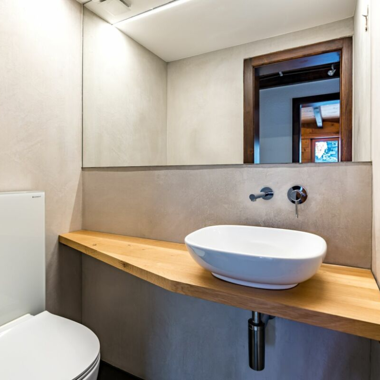 Wie ein Ritter leben: ein Duplex mit Burgblick