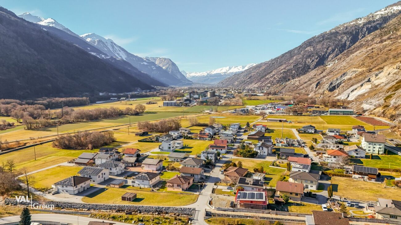 Wie ein Ritter leben: ein Duplex mit Burgblick