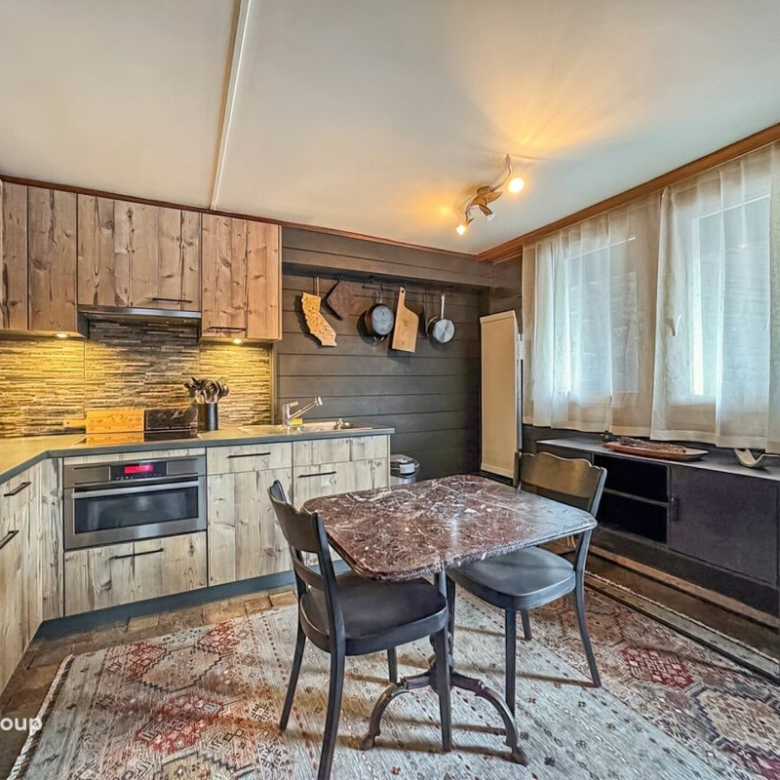 Charmant appartement en duplex de 5,5 pièces près de Zermatt