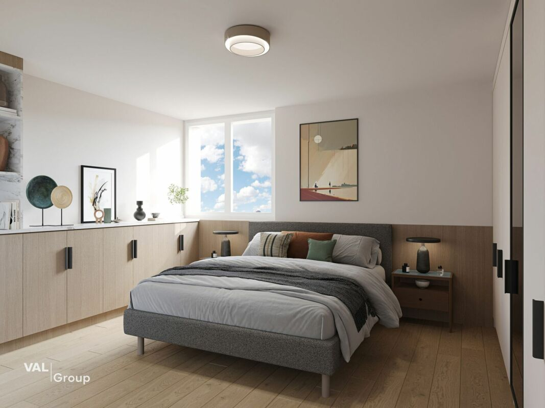 Large duplex in the heart of the sunny city