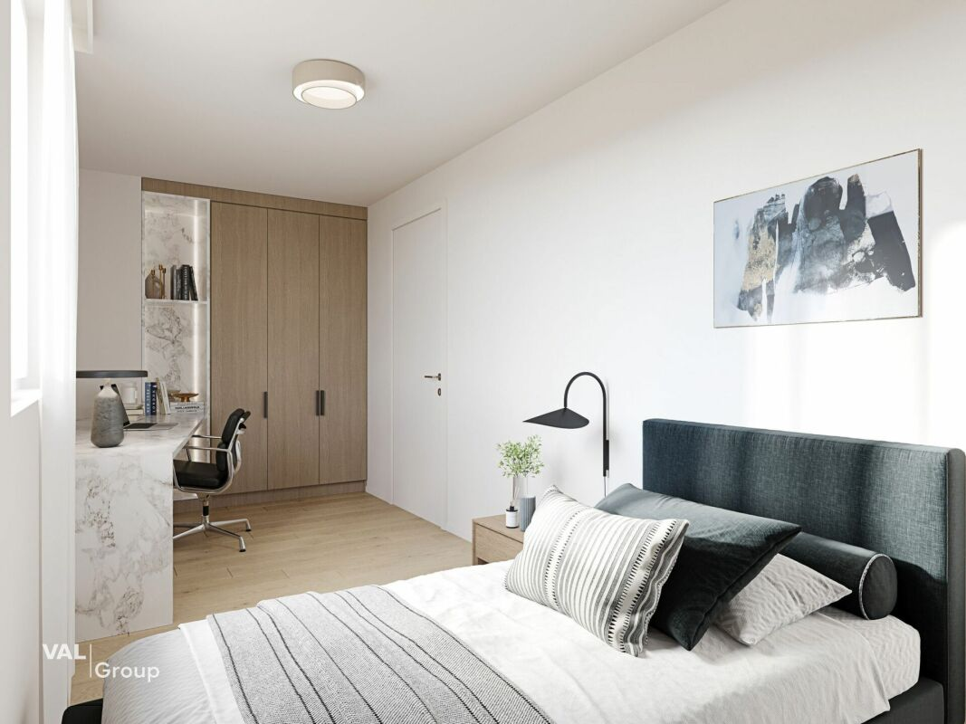 Large duplex in the heart of the sunny city