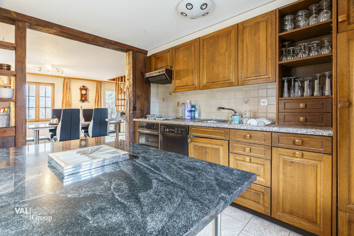 Well-located restaurant «Sport» with a 4.5-room duplex apartment above
