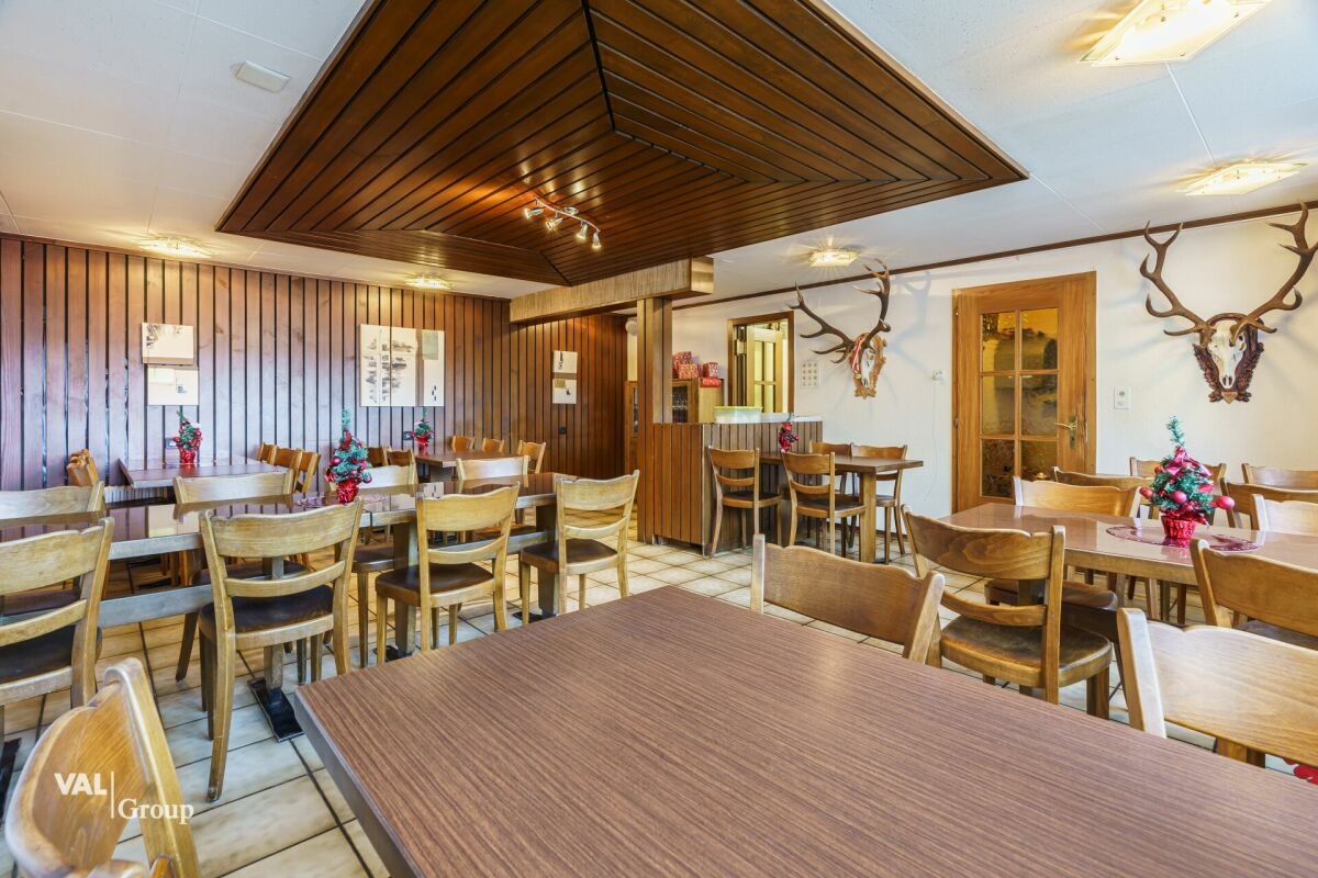 Well-located restaurant «Sport» with a 4.5-room duplex apartment above