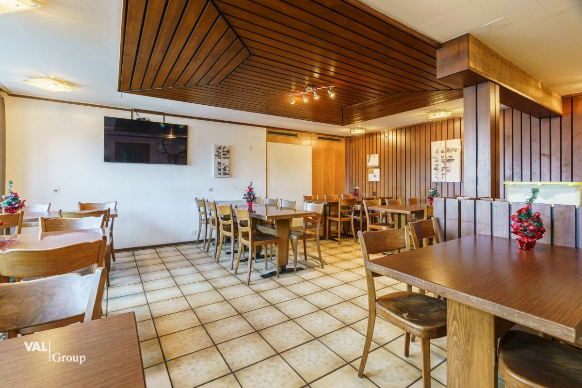 Well-located restaurant «Sport» with a 4.5-room duplex apartment above