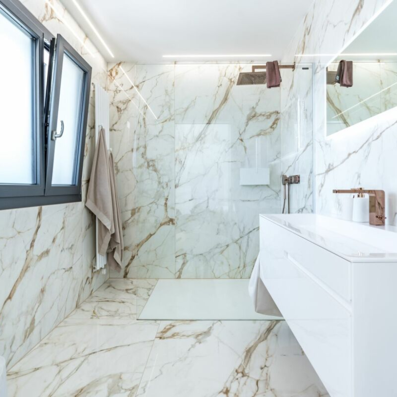 Prestigevilla in Savièse mit Blick auf das Rhônetal