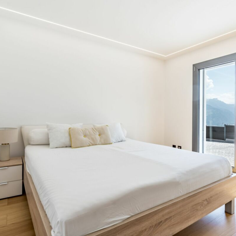 Prestigevilla in Savièse mit Blick auf das Rhônetal