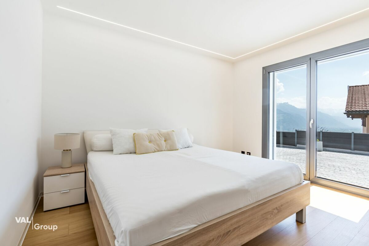 Prestigevilla in Savièse mit Blick auf das Rhônetal