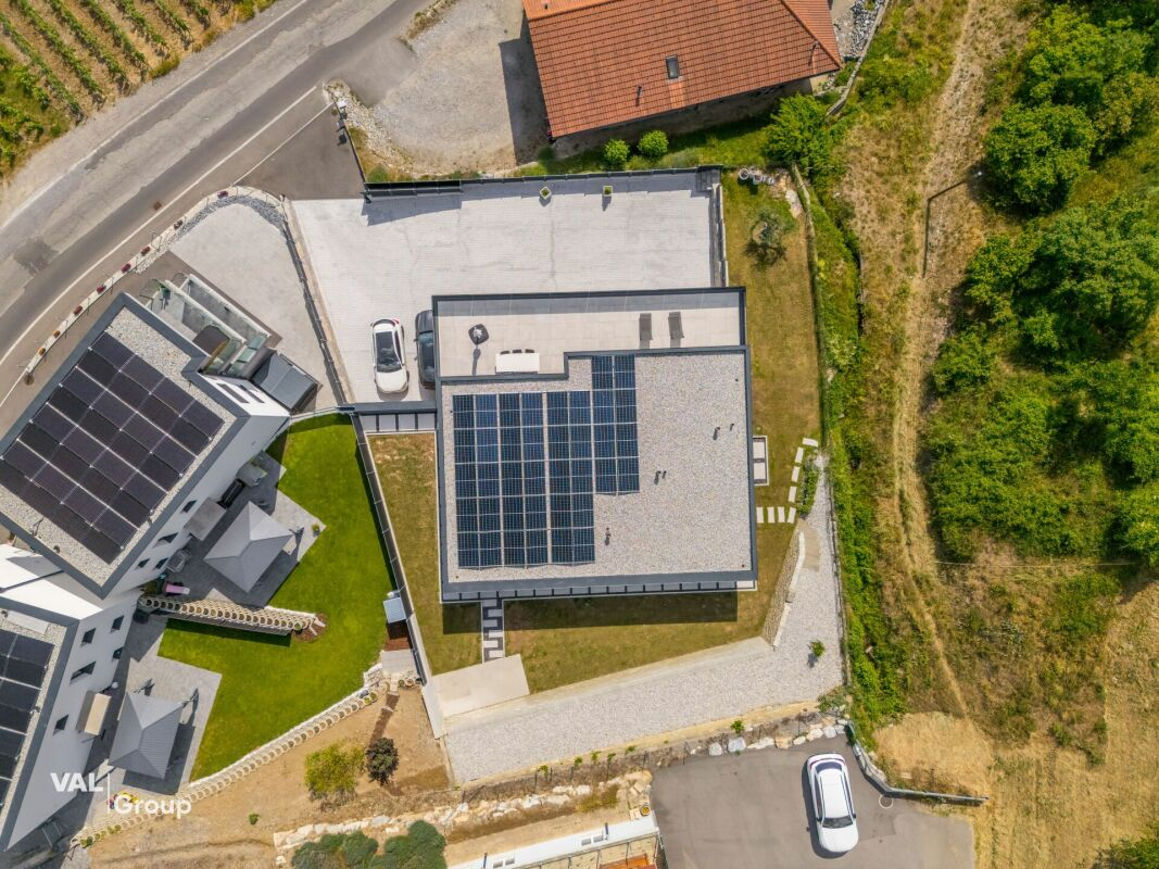 Prestigevilla in Savièse mit Blick auf das Rhônetal