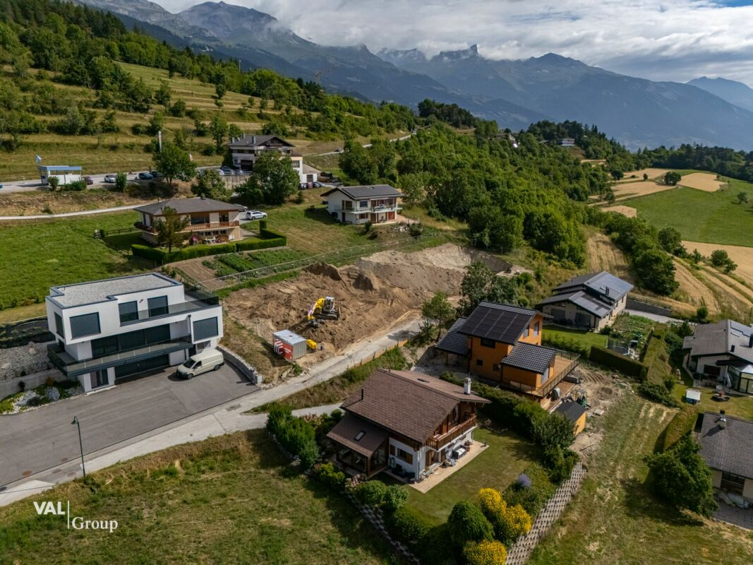 Il ne reste plus qu'une villa - les travaux ont commencé !