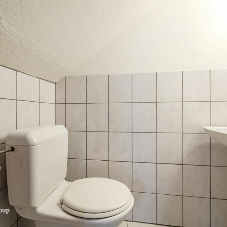 Eine einzigartige Gelegenheit: Haus mit zwei unabhängigen Wohnungen (5,5 und 2,5 Zimmer)