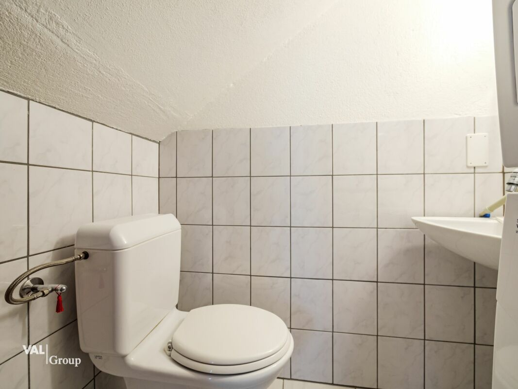 Eine einzigartige Gelegenheit: Haus mit zwei unabhängigen Wohnungen (5,5 und 2,5 Zimmer)