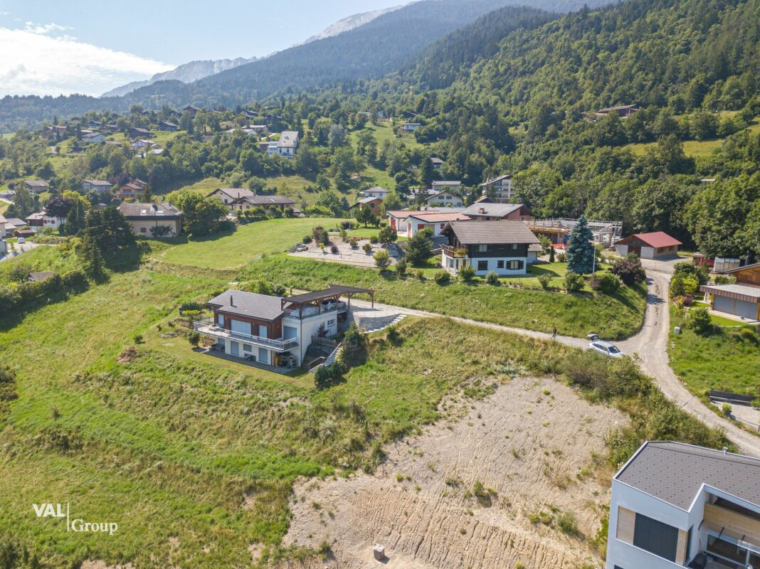 Licht, ruhige Lage und atemberaubende Aussicht für dieses Minergie-P-Projekt