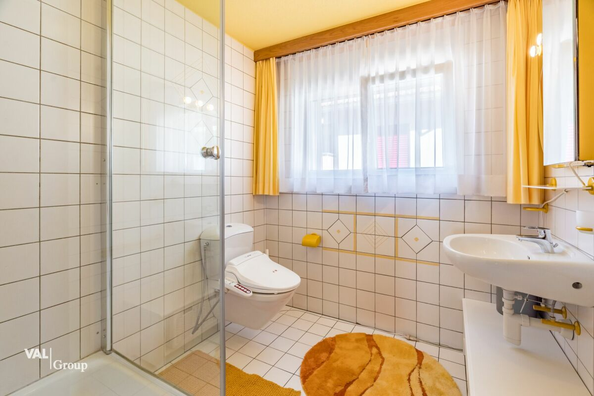 Une expérience de vie exclusive : une maison individuelle élégante dans un emplacement de choix