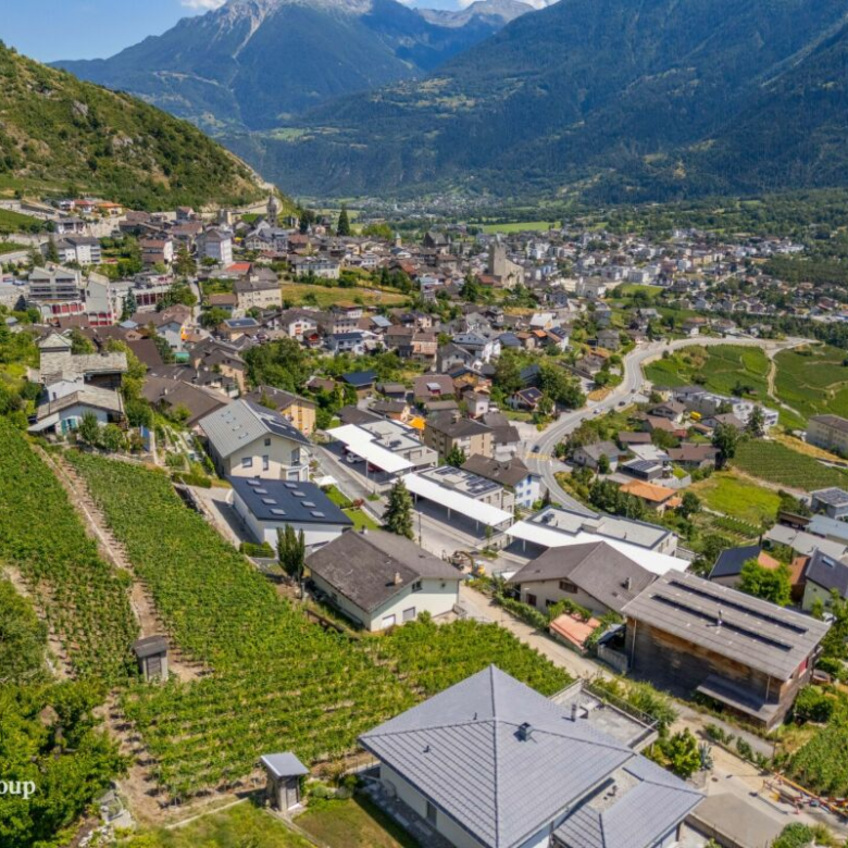 Hier könnte Ihr Traumhaus entstehen: ein sonniges Baugrundstück in Leuk