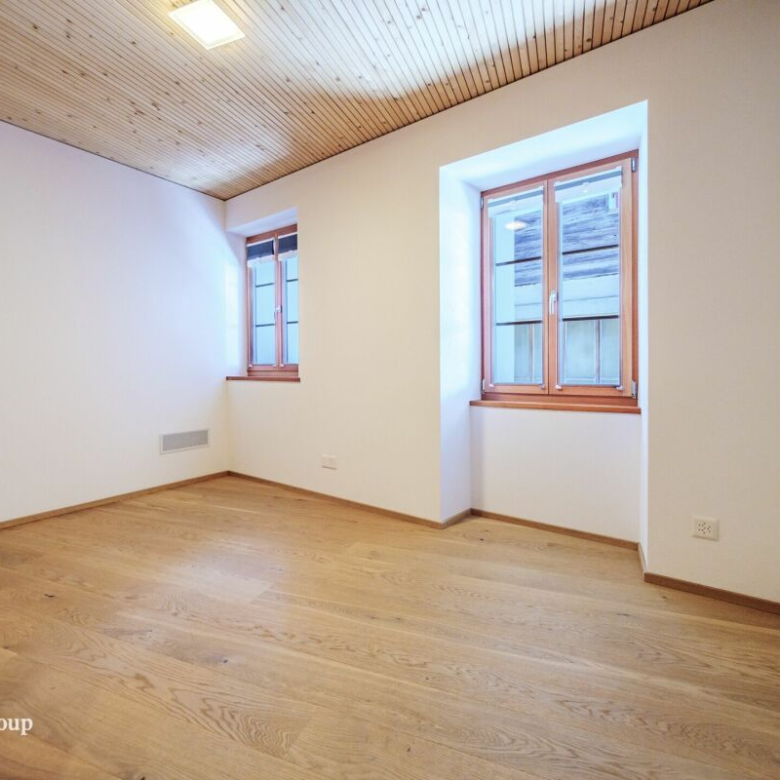 Fully renovated Valais house in the old village center of Leuk