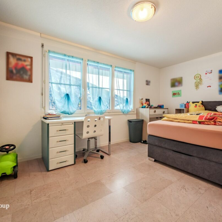 Une magnifique maison à Loèche-les-Bains : votre havre de paix dans les Alpes