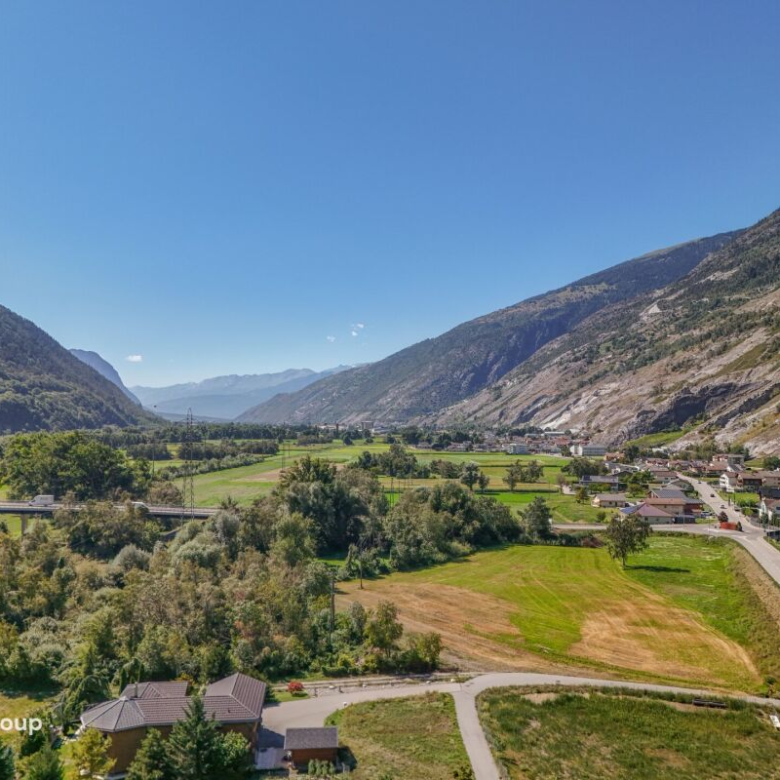 Renditestarkes Immobilienanlage mit Aufwertungspotenzial und vielversprechender Zukunft - Haus F, Überbauung « Bietschi », Raron