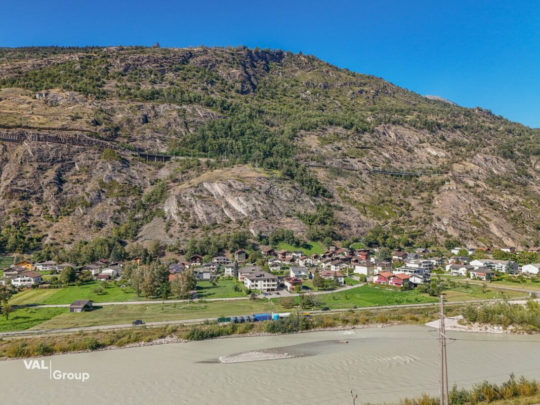 Renditestarkes Immobilienanlage mit Aufwertungspotenzial und vielversprechender Zukunft - Haus F, Überbauung « Bietschi », Raron