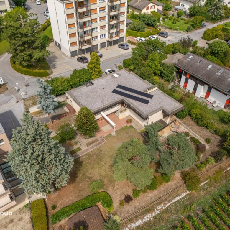 Exklusives möbliertes Haus mit Panoramablick auf die Alpen, ganzjährig zu mieten